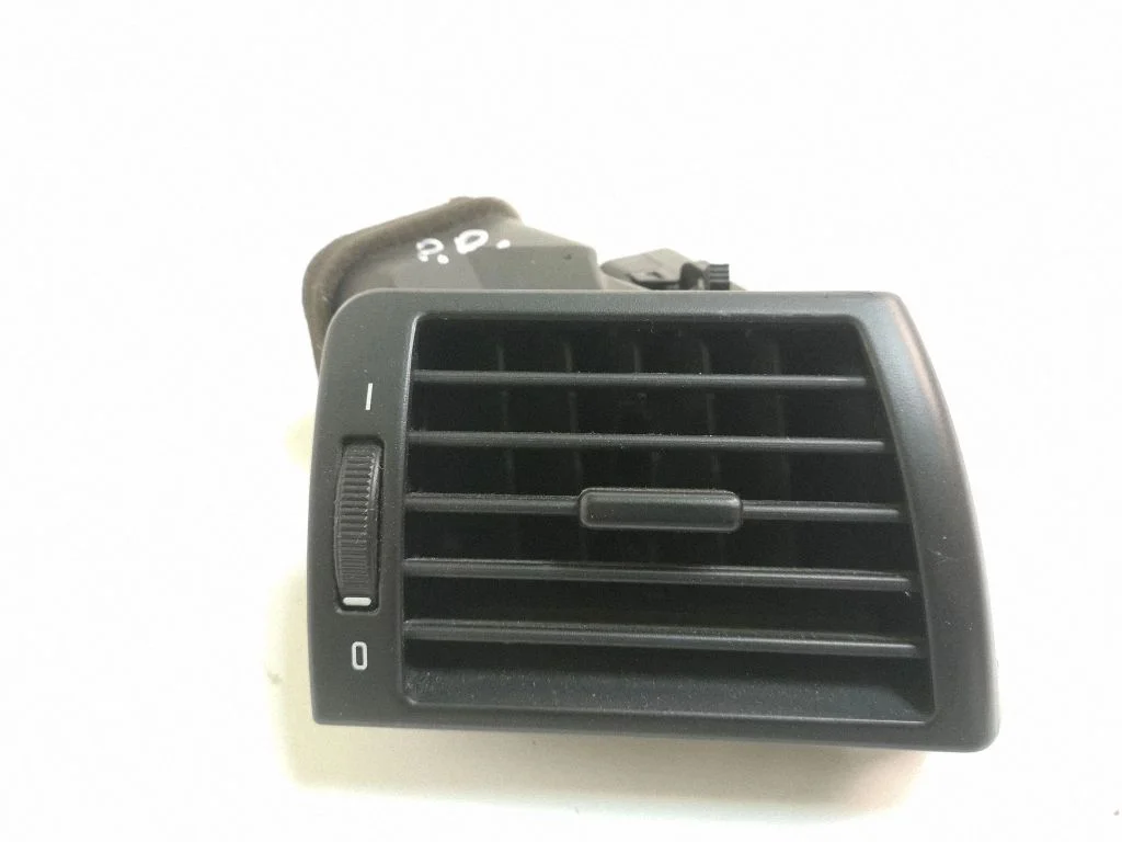 Dashboard side air vent grill/cover trim 361898