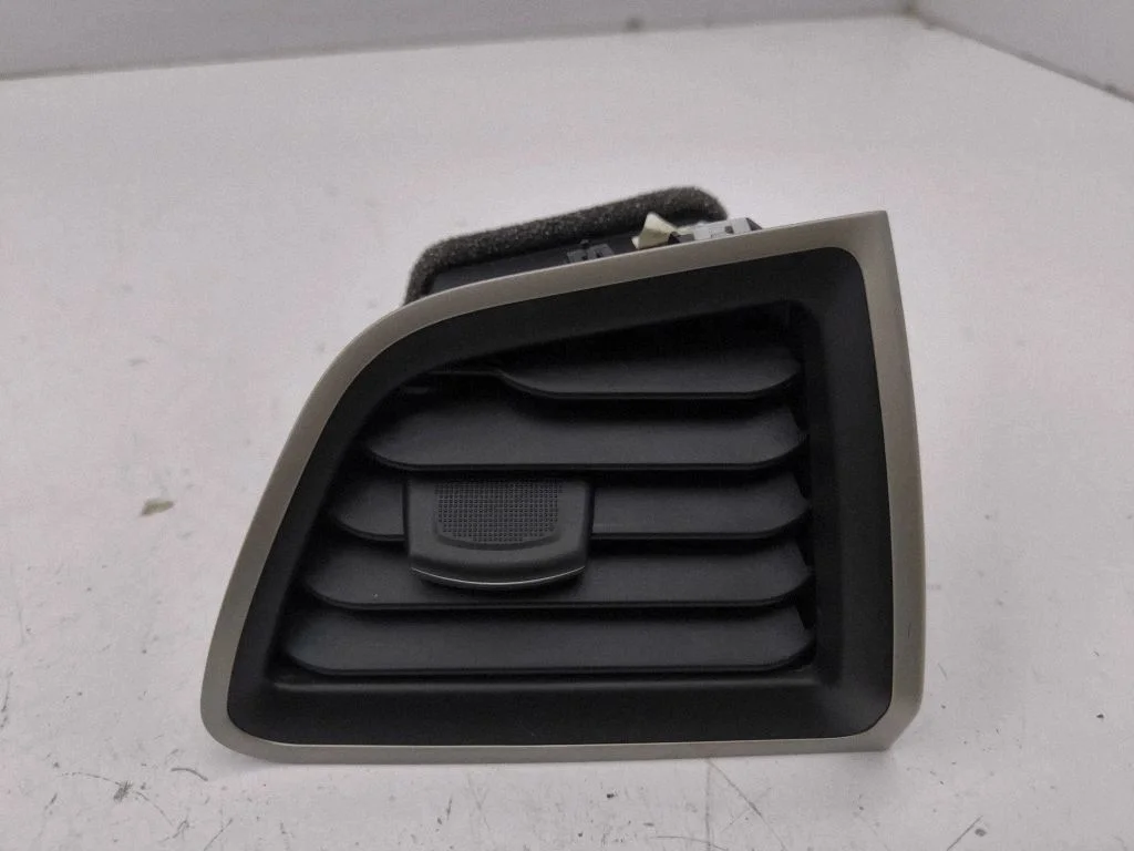 Dashboard side air vent grill/cover trim EM2B19893C