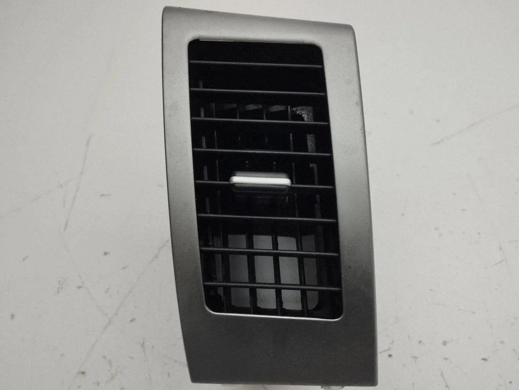 Dashboard side air vent grill/cover trim GN71114000