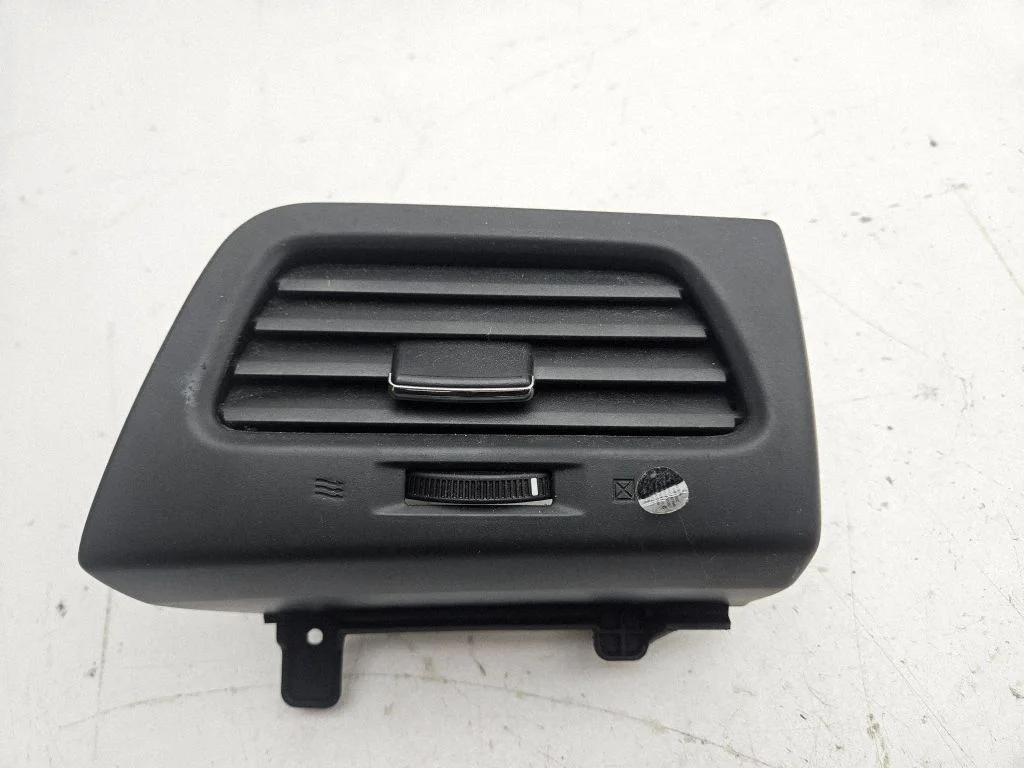 Dashboard side air vent grill/cover trim – Honda CR-V (2013-2016)