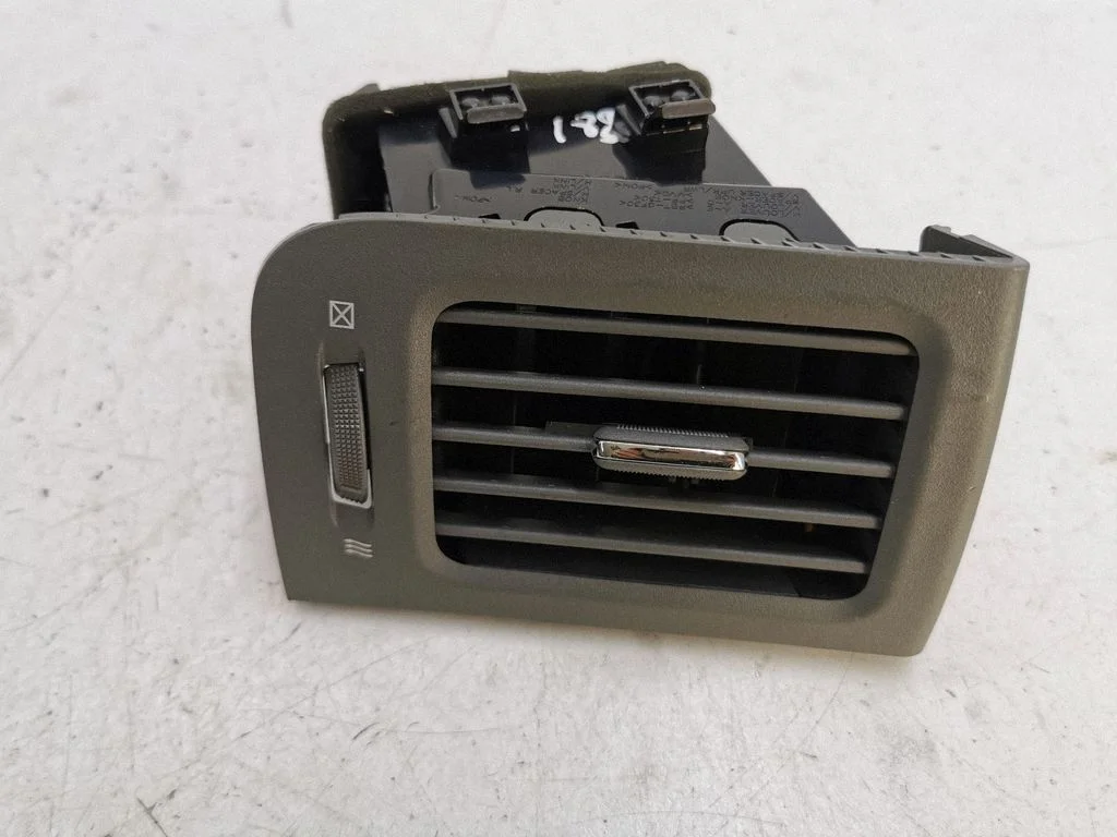 Dashboard side air vent grill/cover trim E8005171100