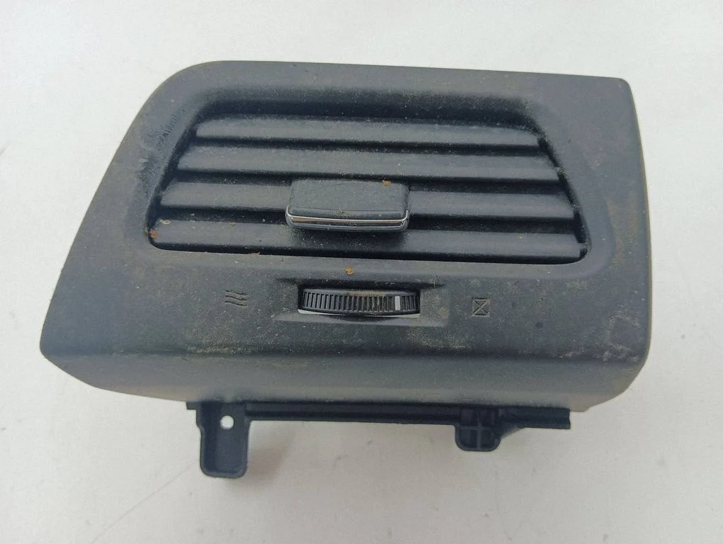 Dashboard side air vent grill/cover trim – Honda CR-V (2013-2016)