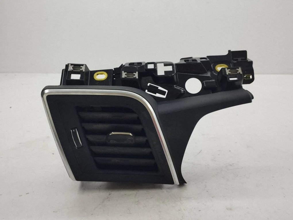 Dashboard side air vent grill/cover trim 80C820902