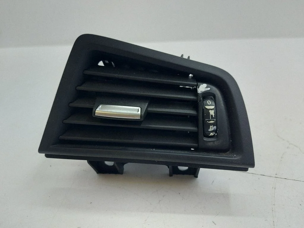 Dashboard side air vent grill/cover trim F5916688809