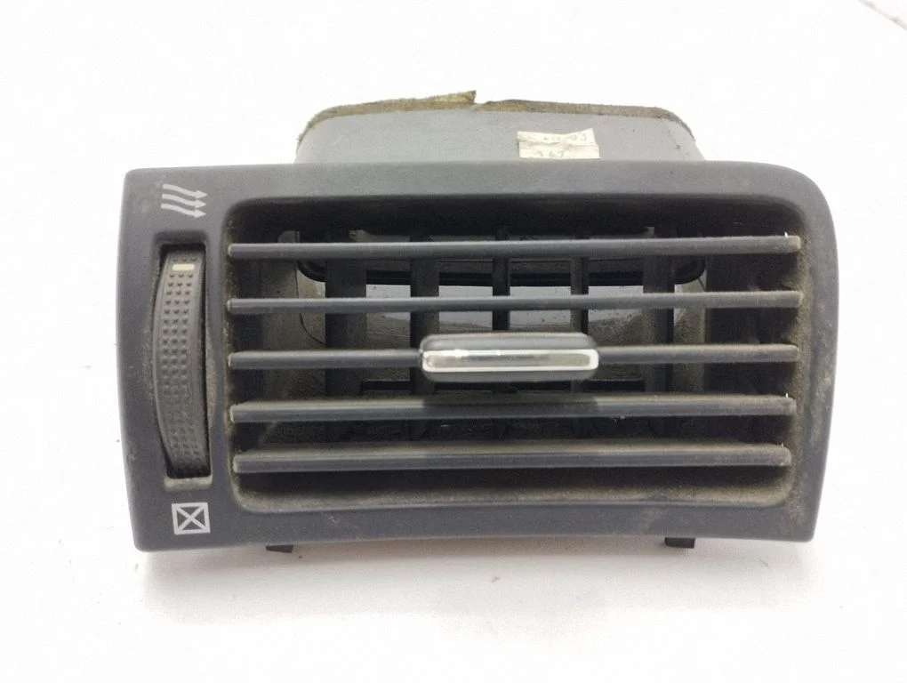 Dashboard side air vent grill/cover trim – left