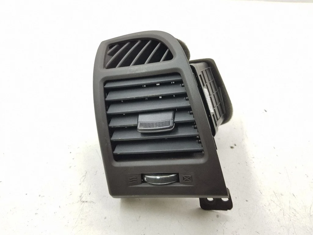 Dashboard side air vent grill/cover trim 974902B900