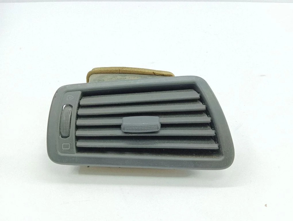 Dashboard side air vent grill/cover trim 1484109077