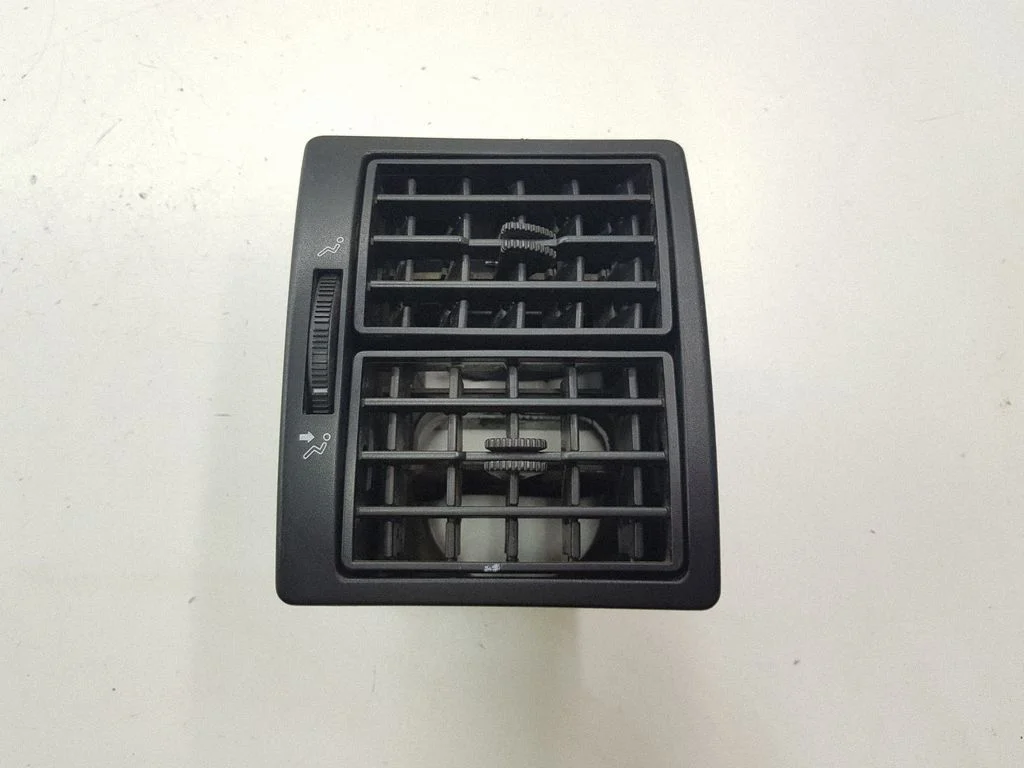 Dashboard side air vent grill/cover trim 6025102048