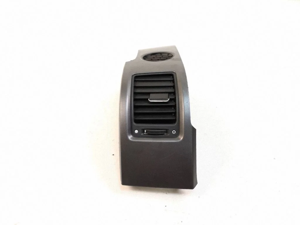 Dashboard side air vent grill/cover trim 77630SWA