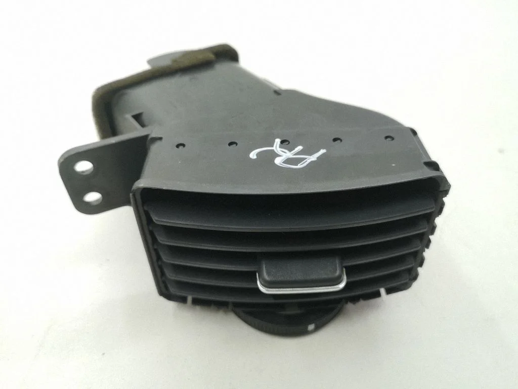 Dashboard side air vent grill/cover trim 5565064010