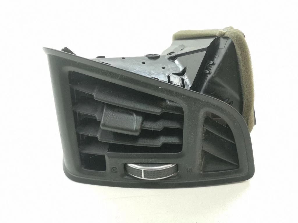 Dashboard side air vent grill/cover trim F1CBR018B08BAW