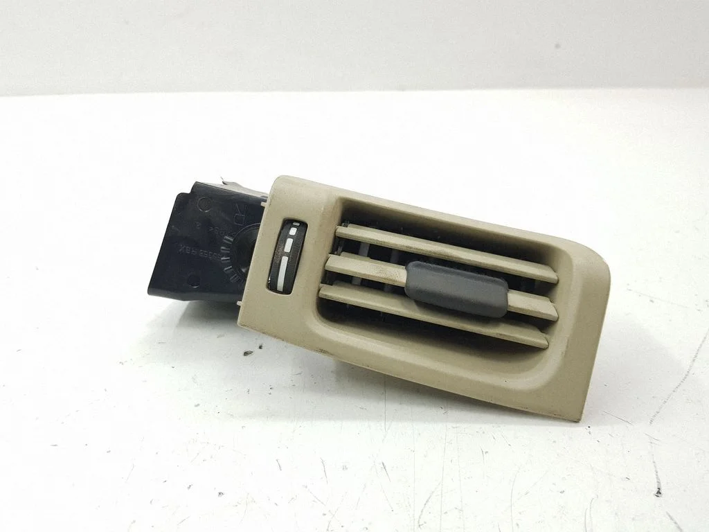 Dashboard side air vent grill/cover trim 30671771