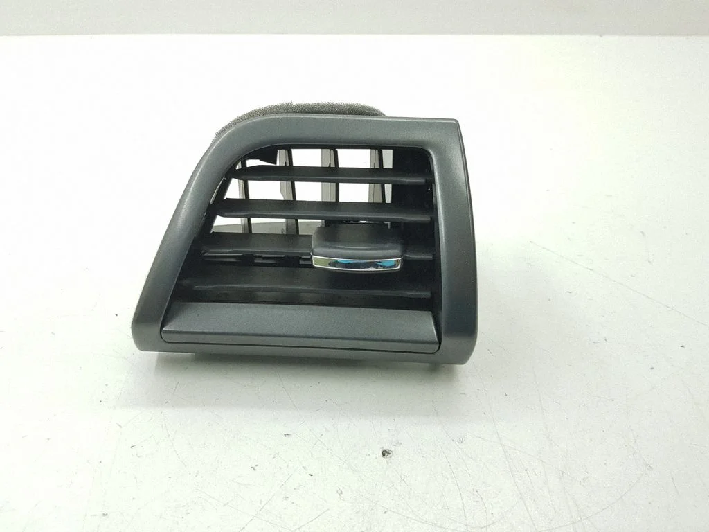 Dashboard side air vent grill/cover trim DS73F018B08