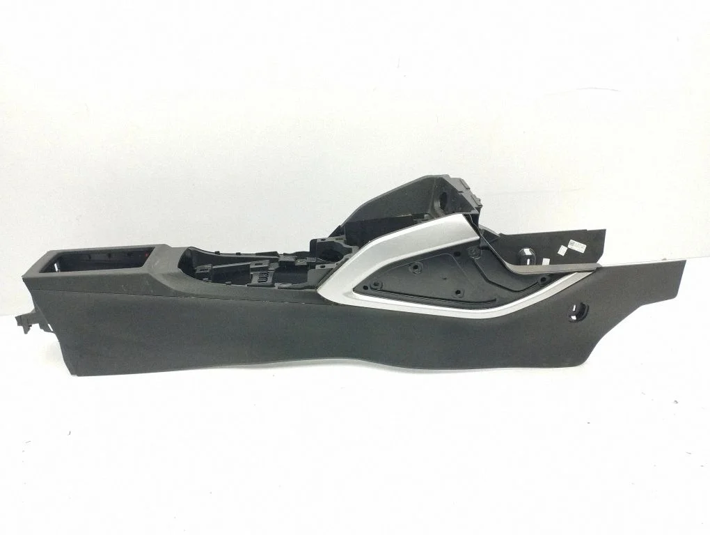 Center console 81C863244J