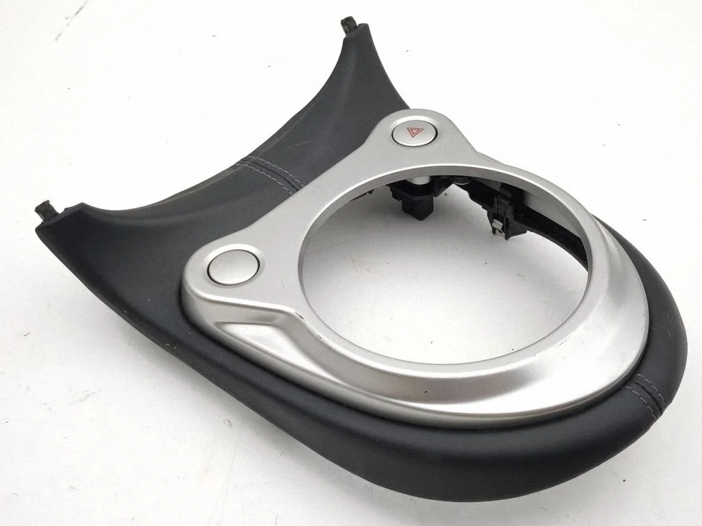 Gear shifter surround trim plastic 969151EA0A