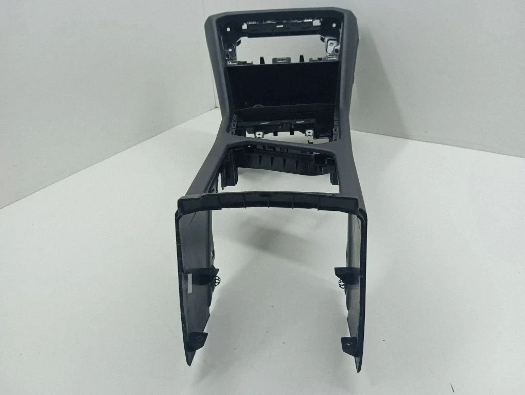 Center console – Volkswagen Tiguan Allspace (2017-)