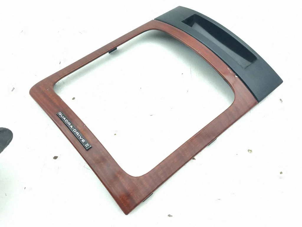 Gear shifter surround trim plastic – Jeep Grand Cherokee (WK) (2005-2010)