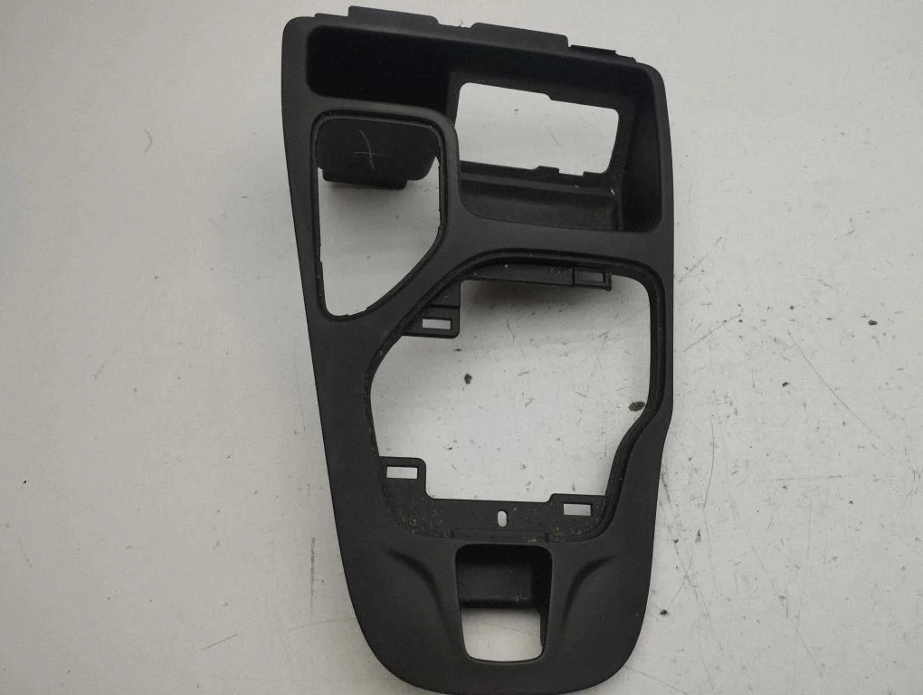 Gear shifter surround trim plastic 1XA44DX9AC