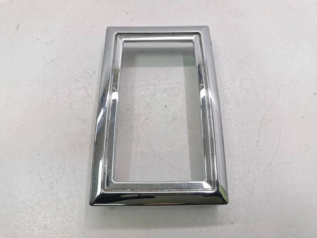 Pārnesumu pārslēga sviras apdare (plastmasas) 04595966AA