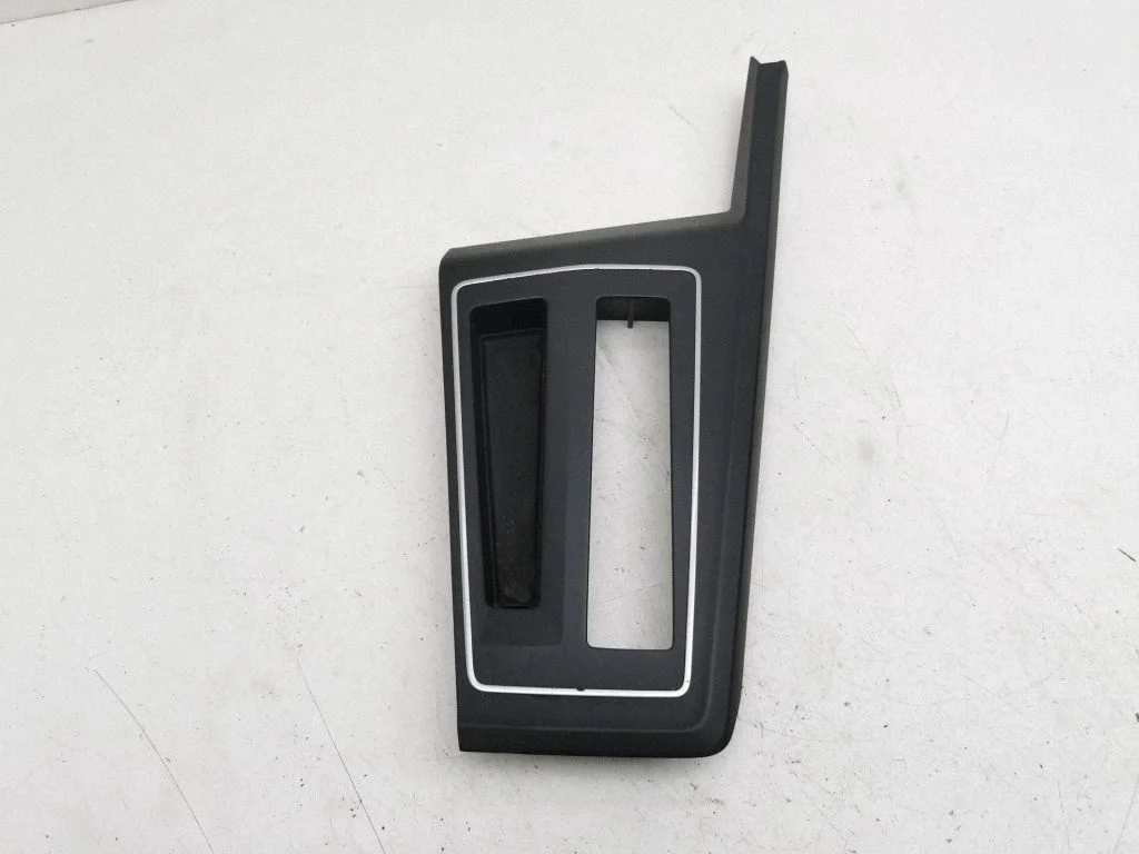 Gear shifter surround trim plastic 5HA864263A