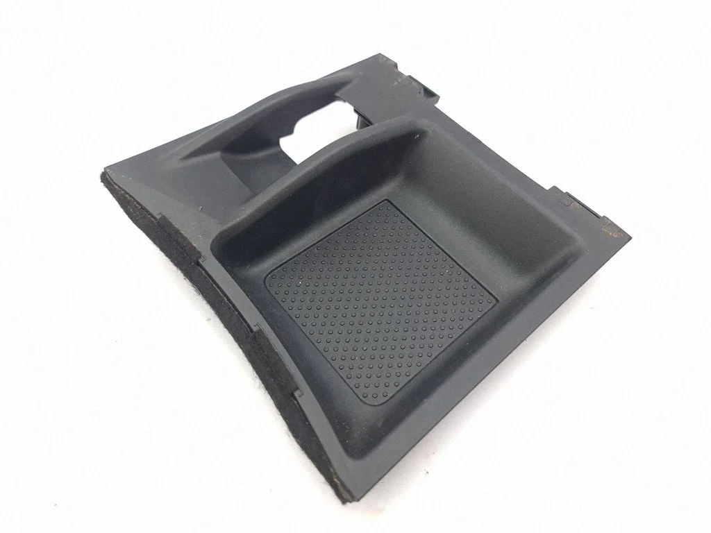 Gear shifter surround trim plastic 969XC4CE4A