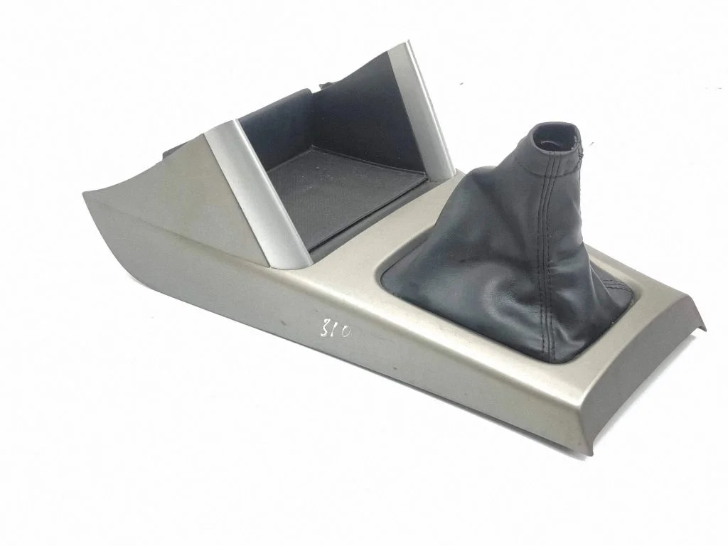 Gear shifter surround trim plastic 92122sc030