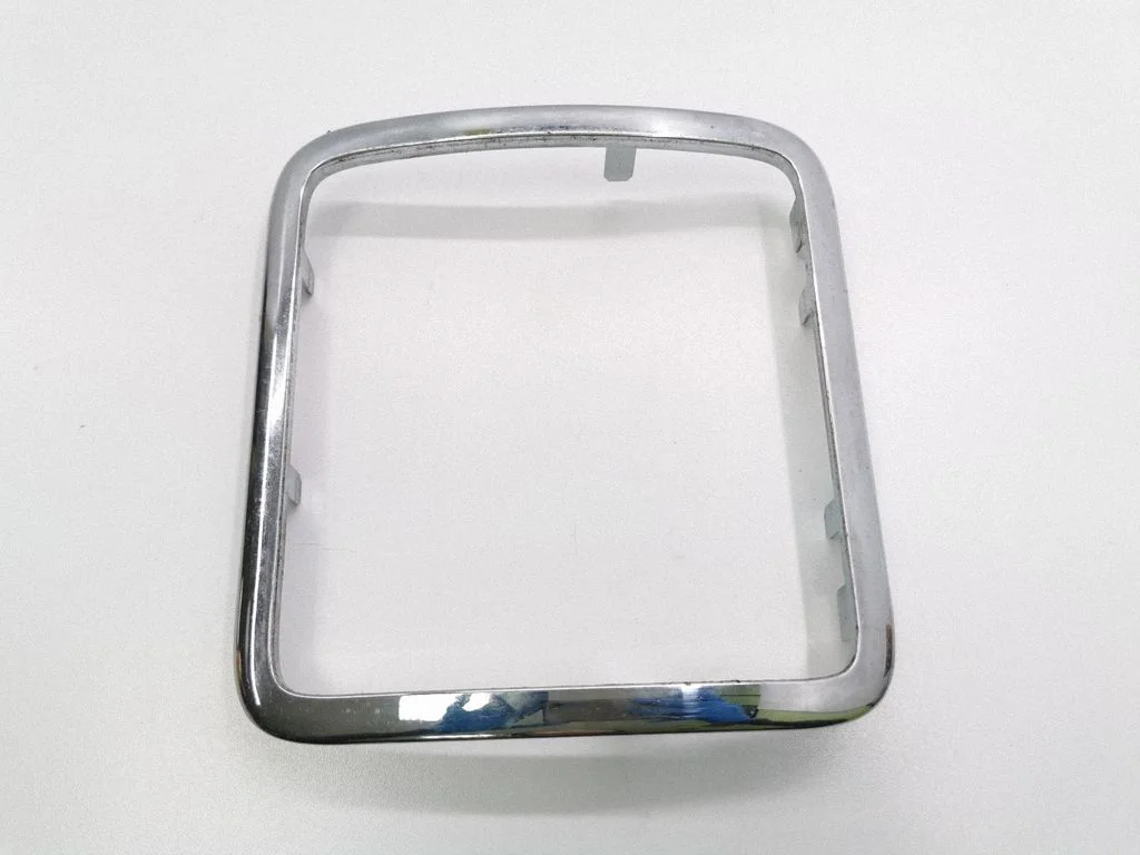 Ramka dźwigni zmiany biegów (plastikowa) C85015JN05TRMAB