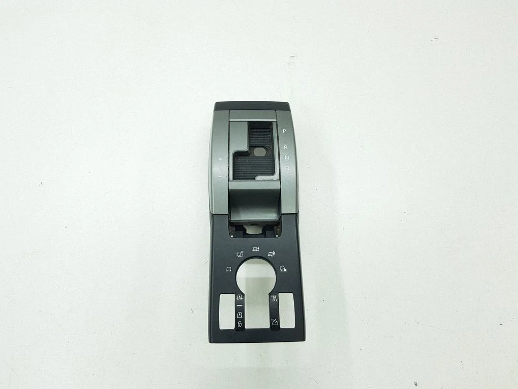 Gear shifter surround trim plastic FJG500032