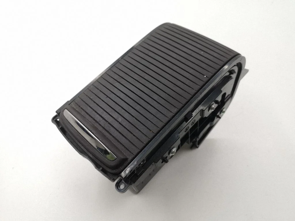 Glove box central console AVF45423