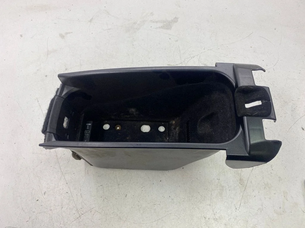 Glove box central console 67563600