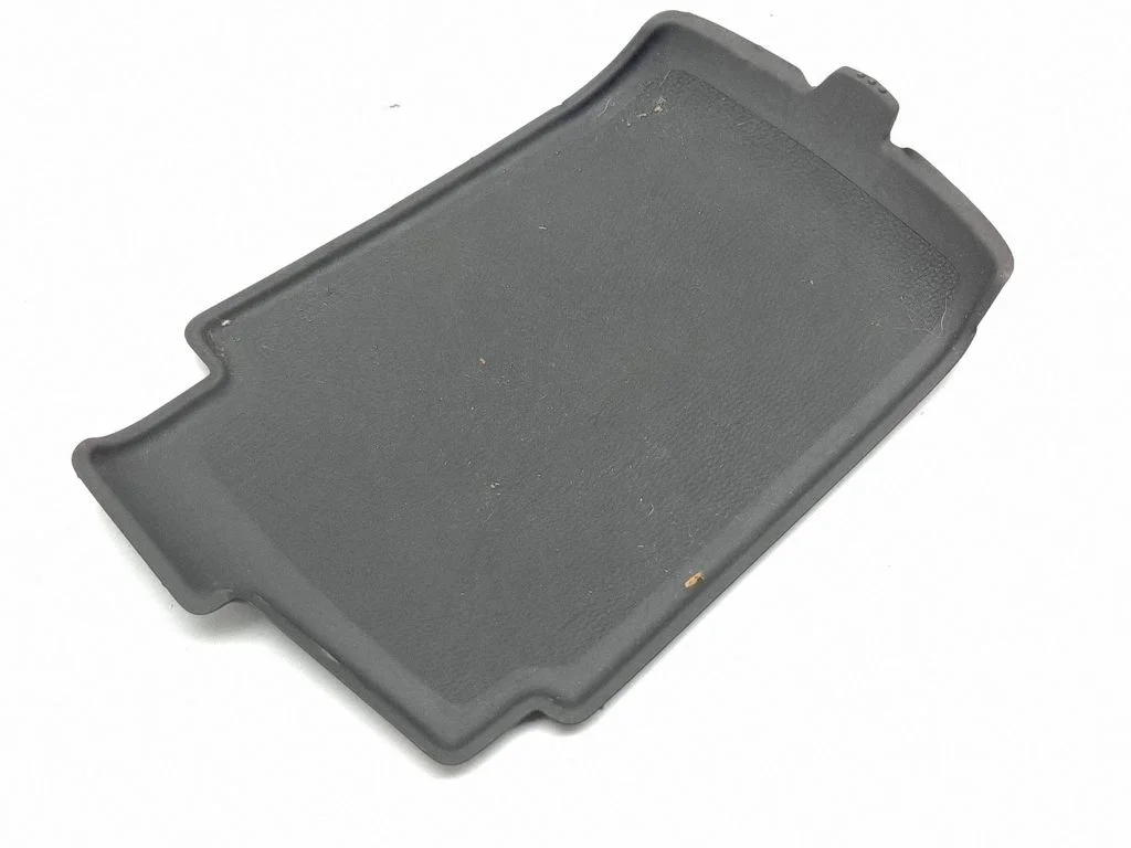 Glove box pad MT137560133