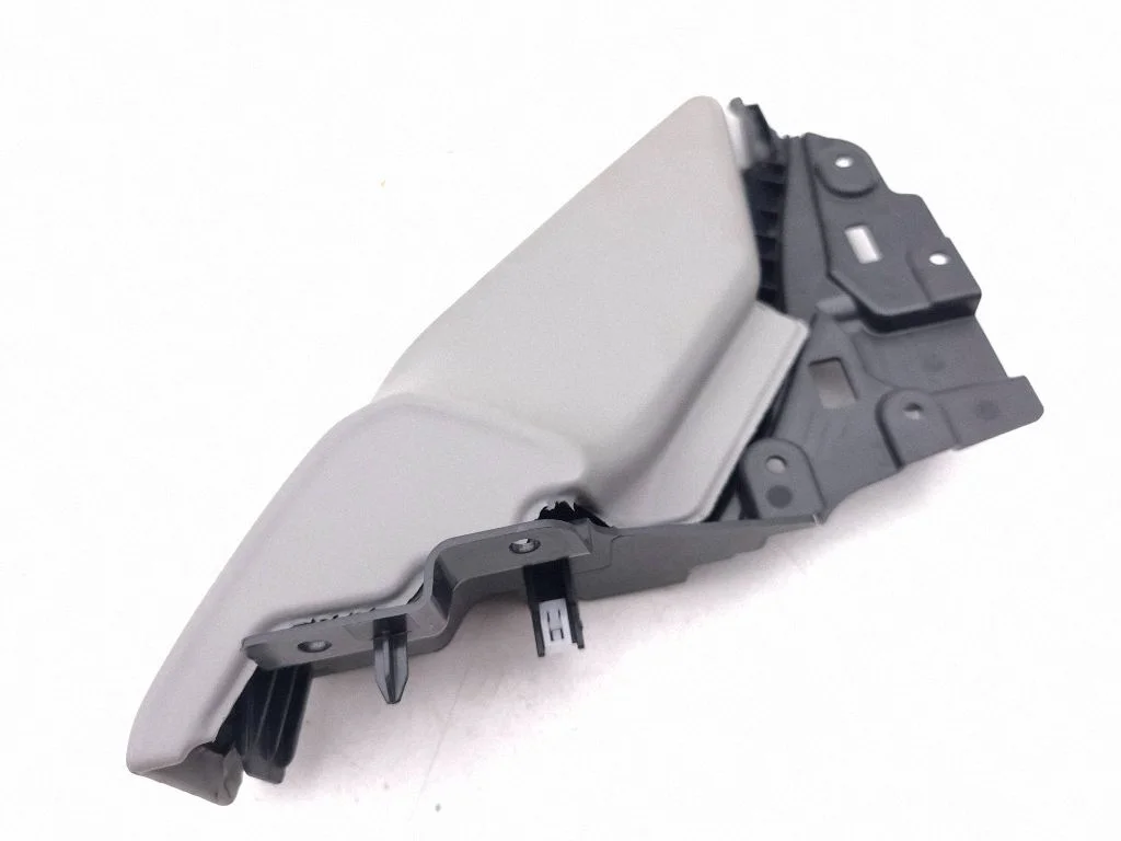 Center console decorative trim R2KXR045K18ACW