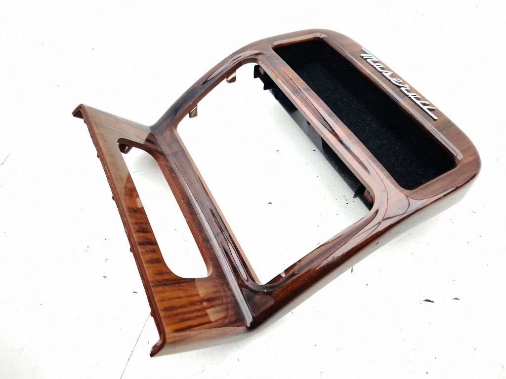 Center console decorative trim 67567000