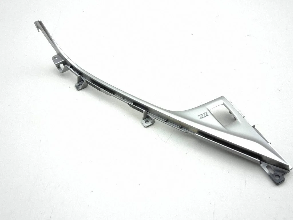 Listwa ozdobna 969B64GA0A