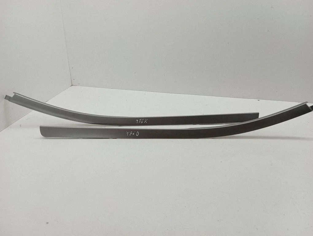 Center console decorative trim EH14644A1