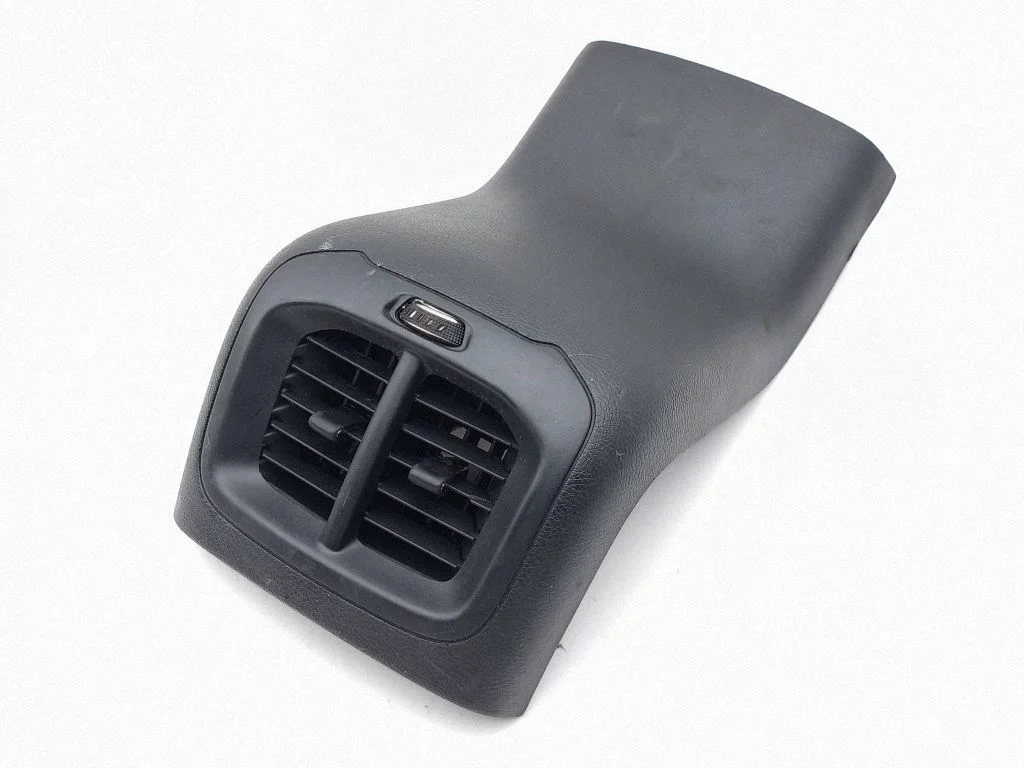 Rear air vent grill – Jeep Grand Cherokee (2010-2021)