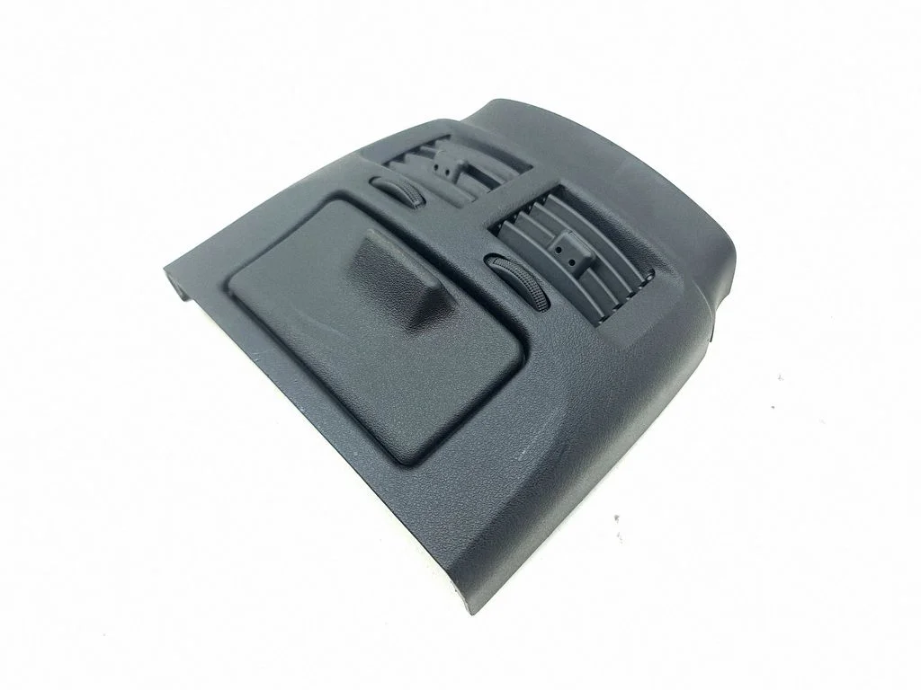 Rear air vent grill – Lexus IS 220D-250-350 (2006-2013)