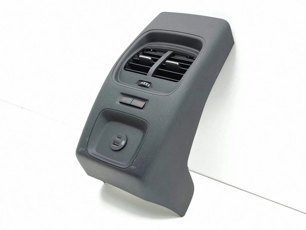 Rear air vent grill LJ6B19C570AA