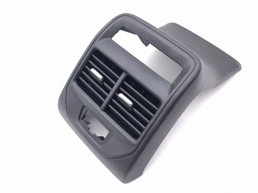 Rear air vent grill 3J0864298