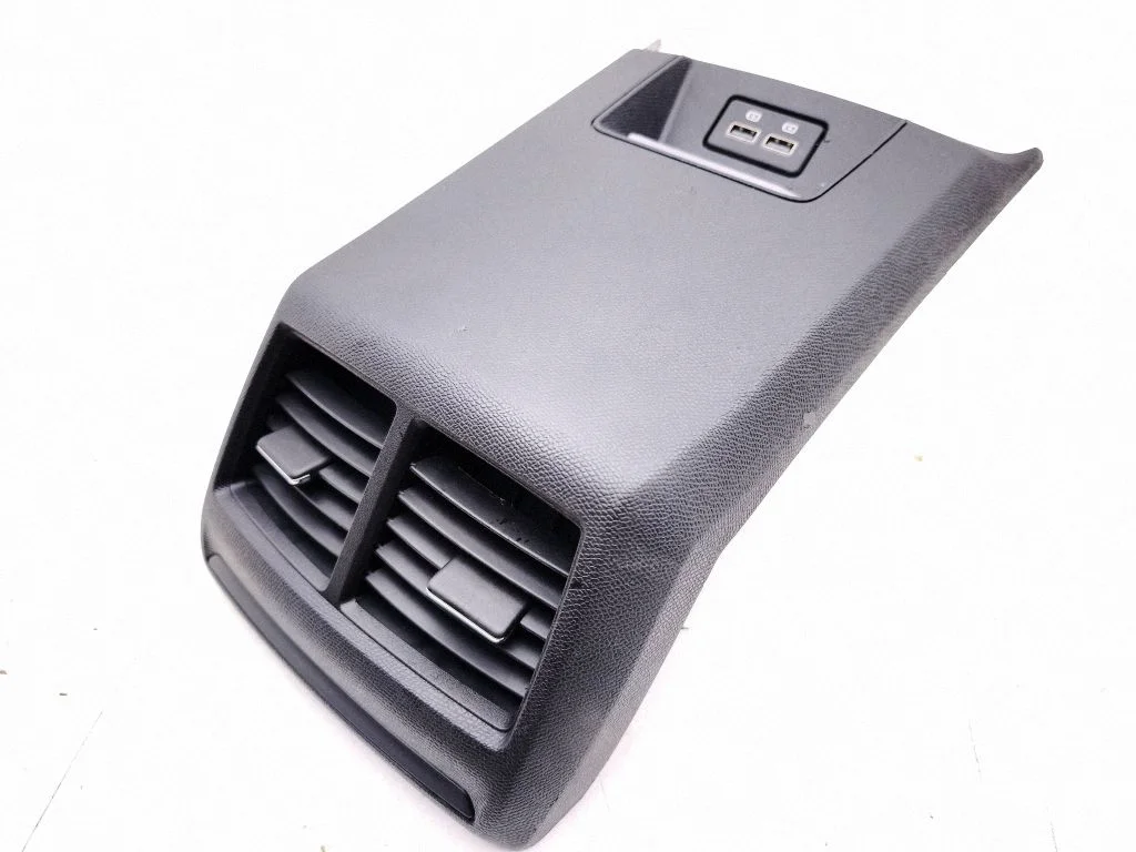 Kratka nawiewu tylna 115333A0