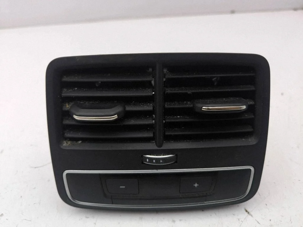 Rear air vent grill – Audi A5 (2016-2024)
