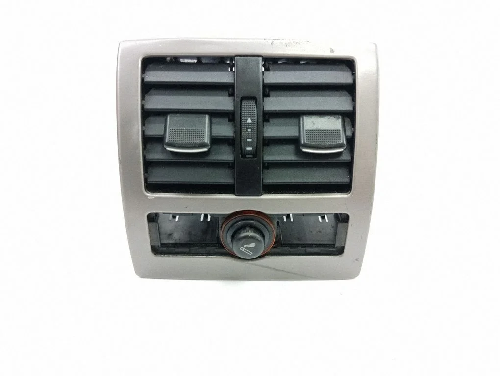 Tagumine õhutusrest – Audi A6 Allroad C5 (1999-2005)