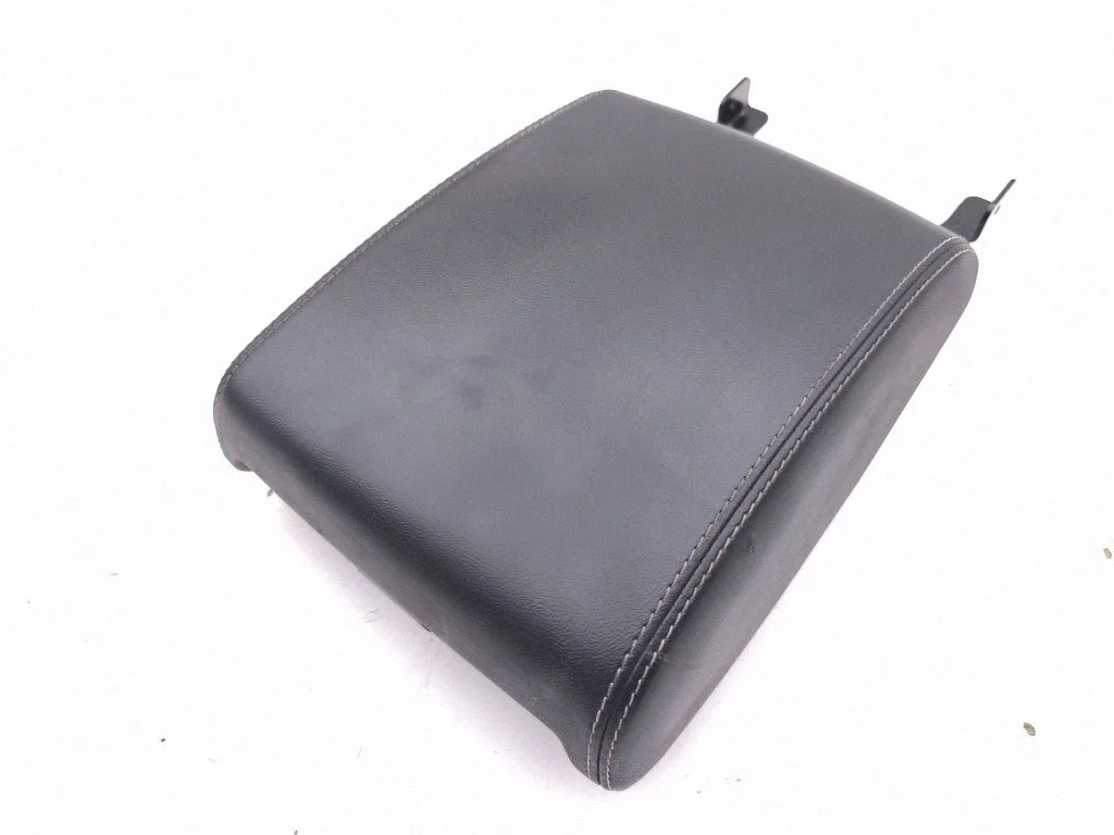 Käetugi J9C3045C74AD0QKW