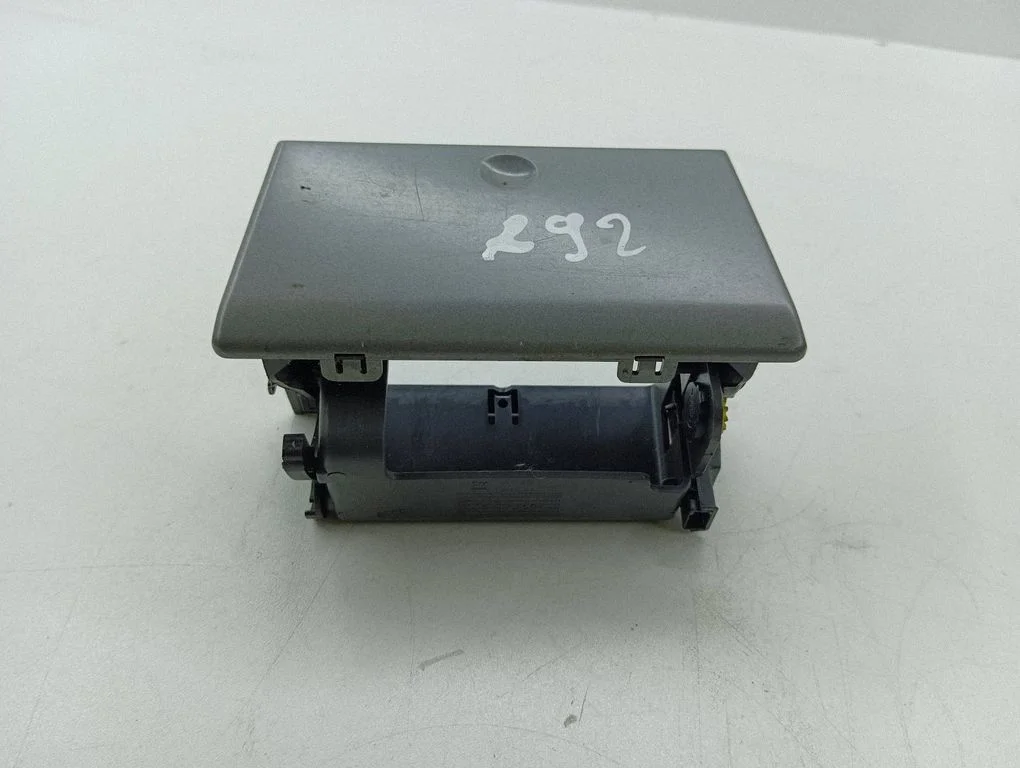 Ashtray (front) 00315031203