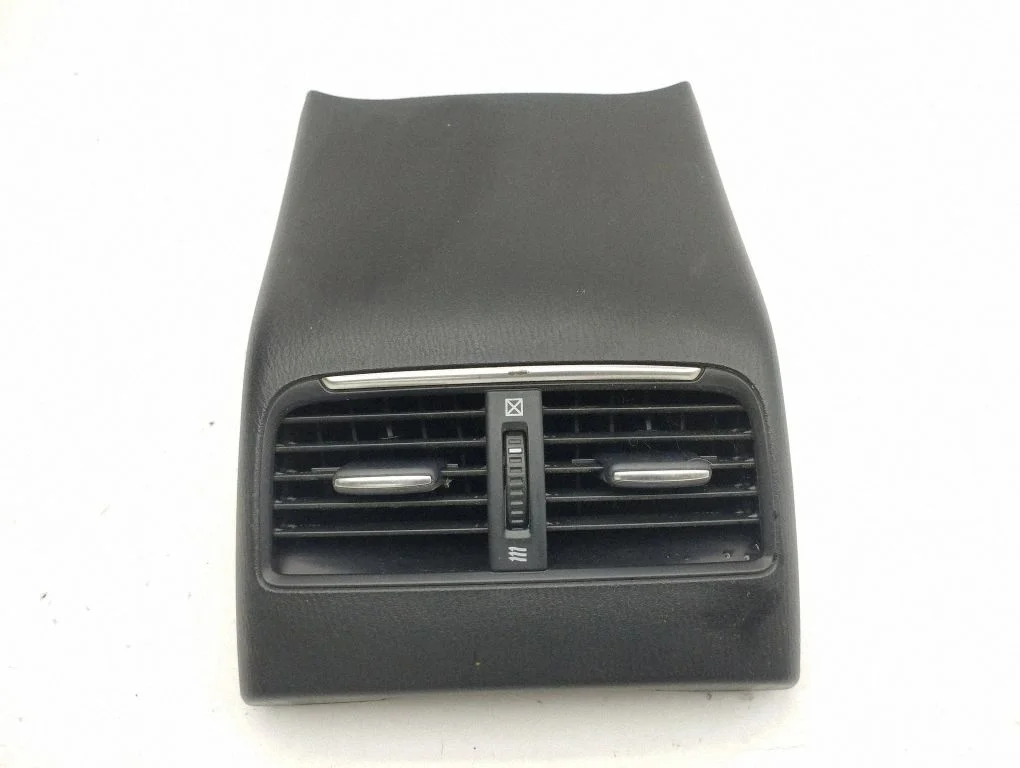 Tagumine õhutusrest GHR164930