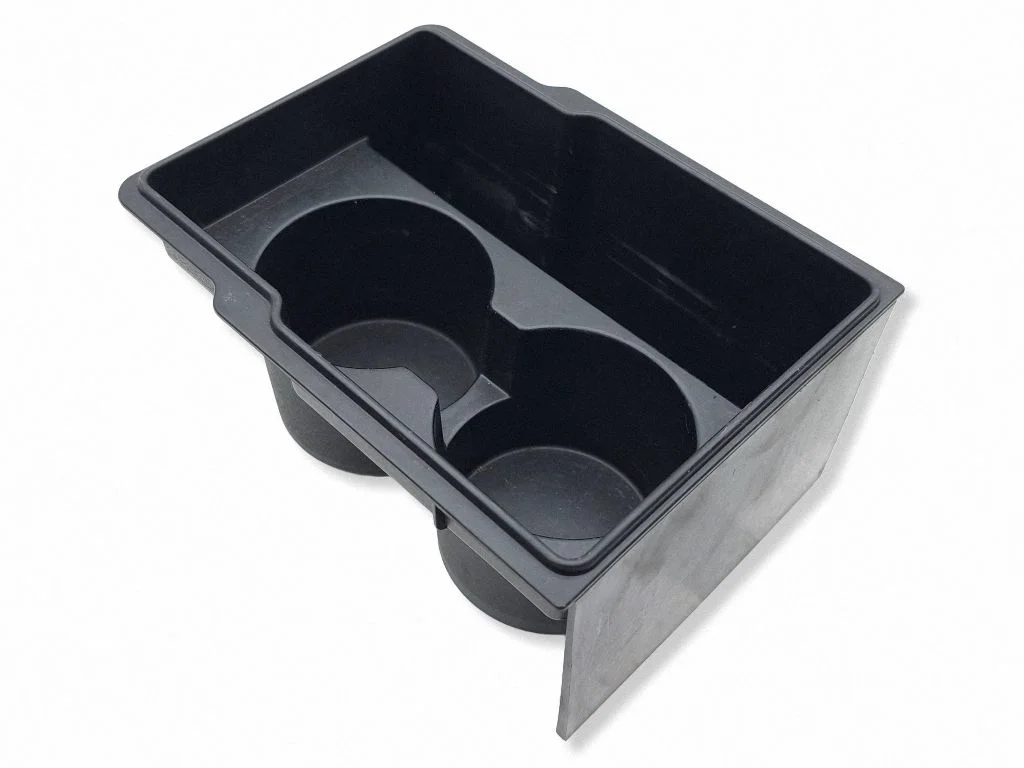Cup holder front
