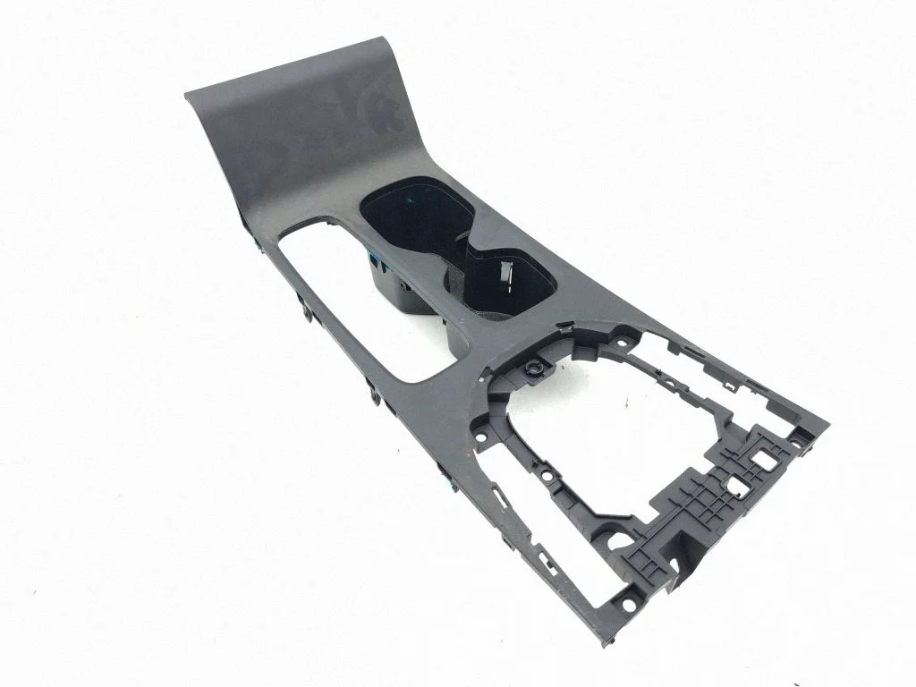Krūžu turētājs (priekšā) 84671N7900