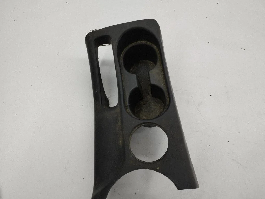 Cup holder front 8011A078