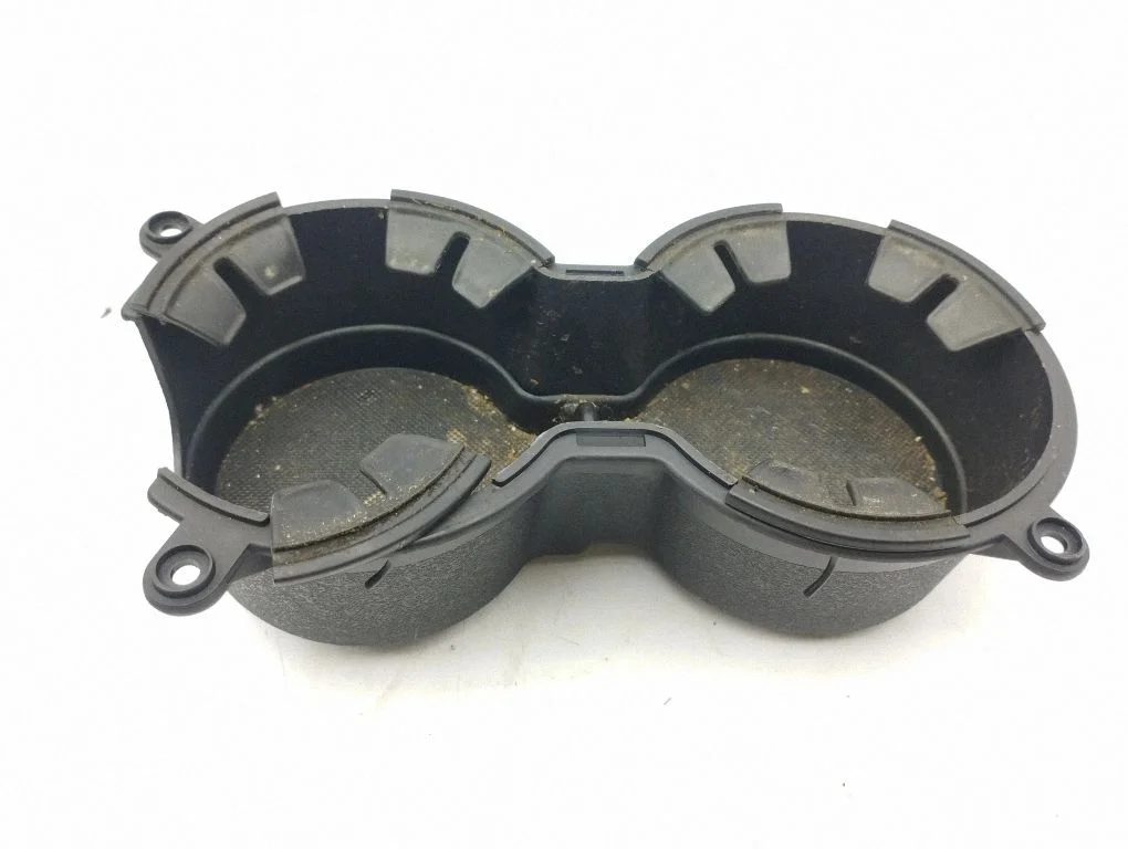 Cup holder front 846261F500