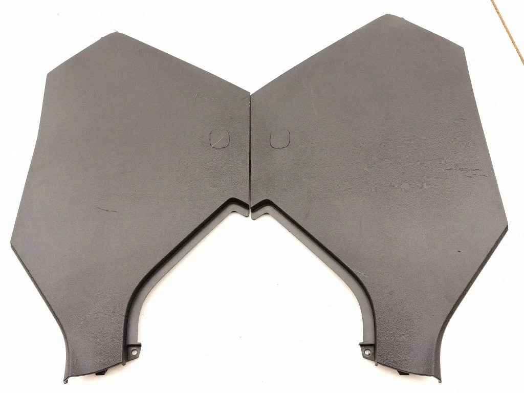 Keskkonsooli külje viimistlus (eesmine) – Renault Megane IV (2016-)